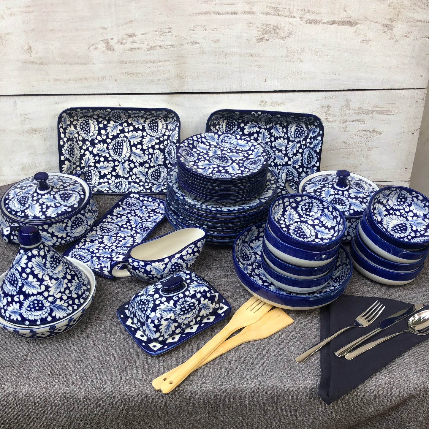 Blue Flower Dinner Set - 8 Persons Serving